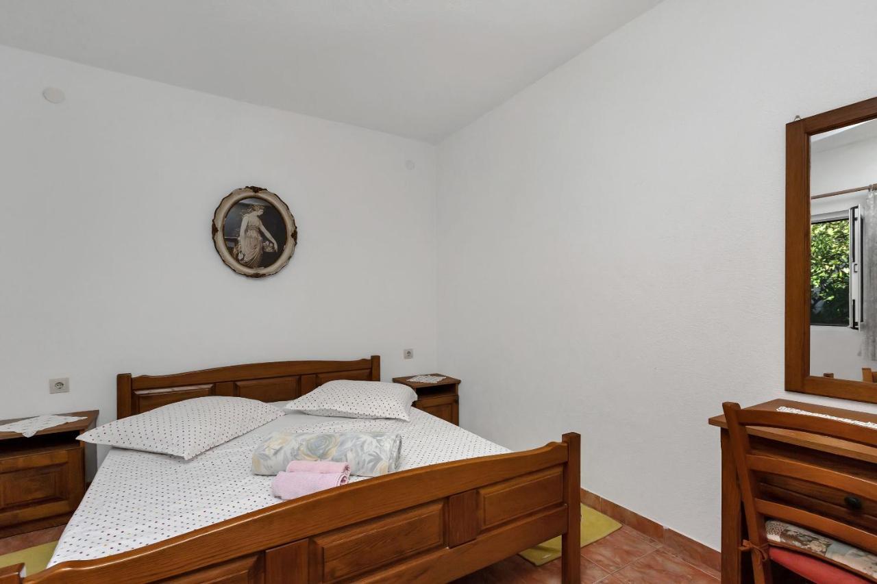 Apartments Nikola Bogomolje Buitenkant foto
